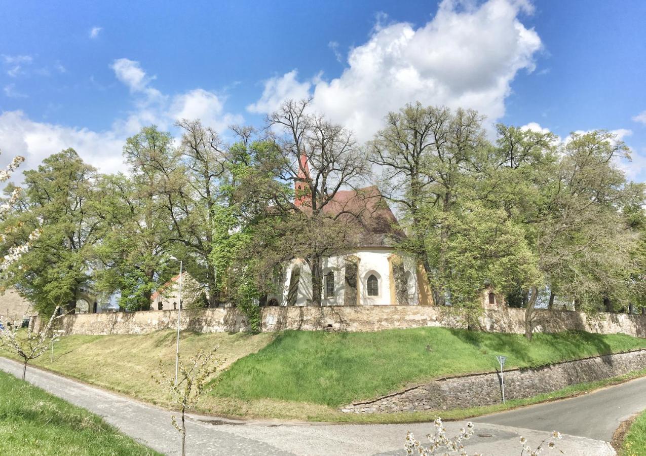 Apartmany C.P. 9 Kourim Екстер'єр фото